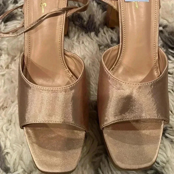 Lulus size 11 wrap around Ankle Strap Heels rhinestone NEW - Picture 1 of 7